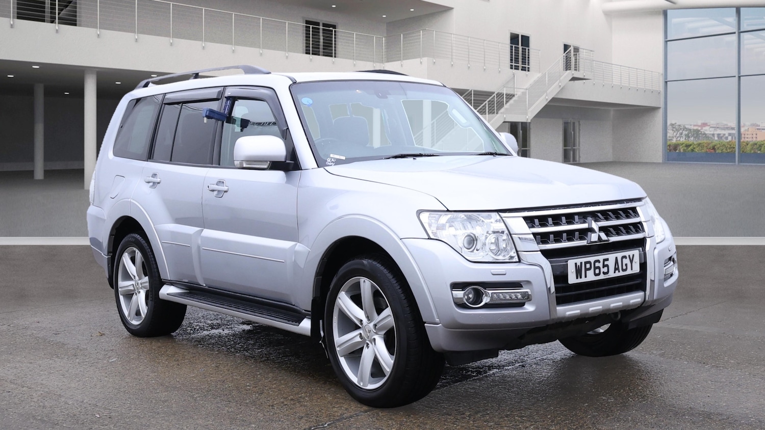 Used Mitsubishi Shogun 2015 for sale - 76845075: Photo 1
