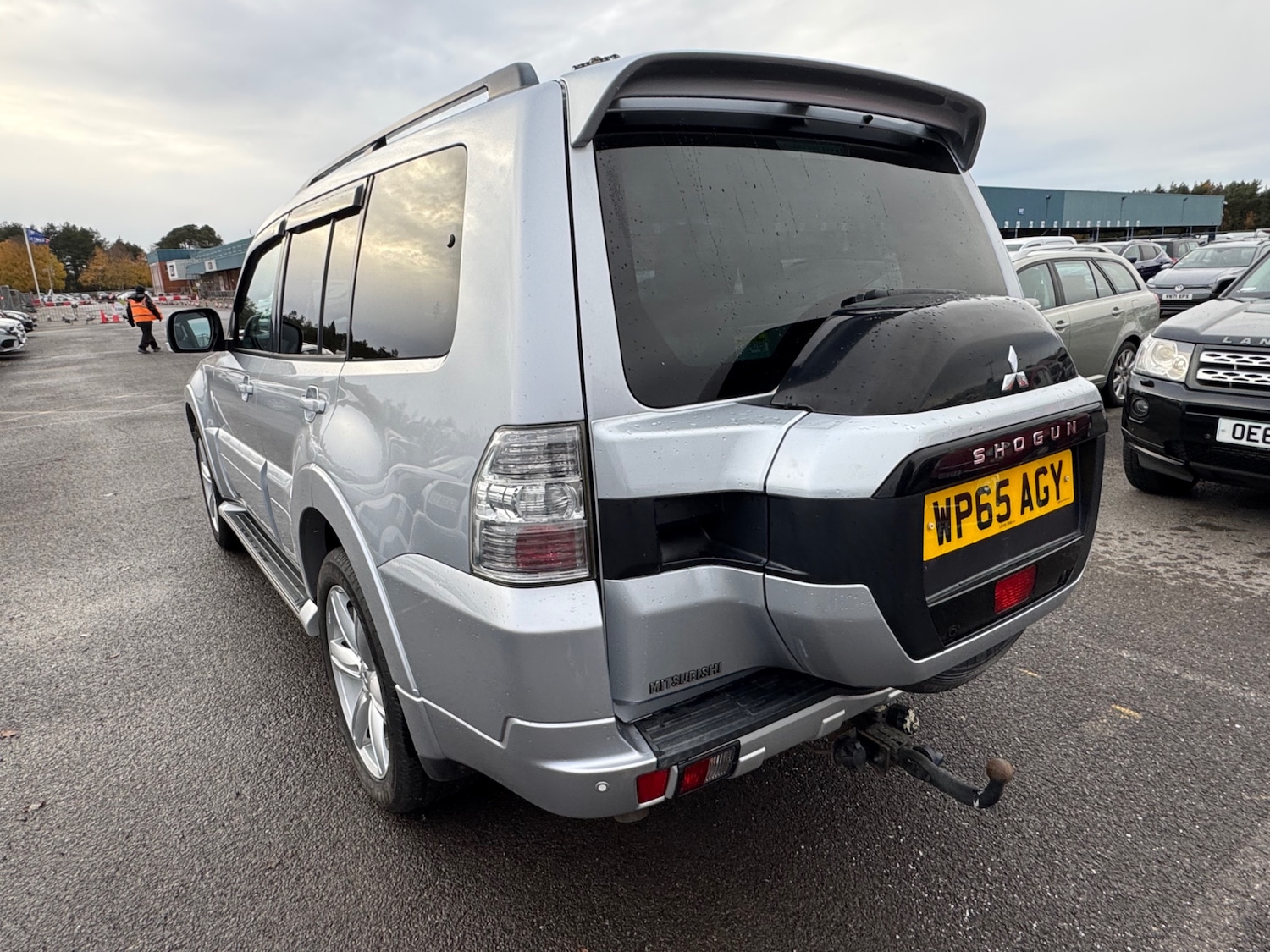 Used Mitsubishi Shogun 2015 for sale - 76845075: Photo 16