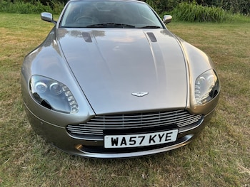 Used Aston Martin Vantage 2008 for sale - 79140250: Photo