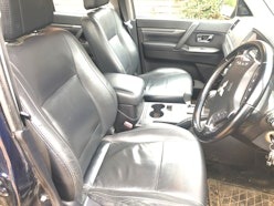 Used Mitsubishi Shogun 2010 for sale - 76588774: Photo 6