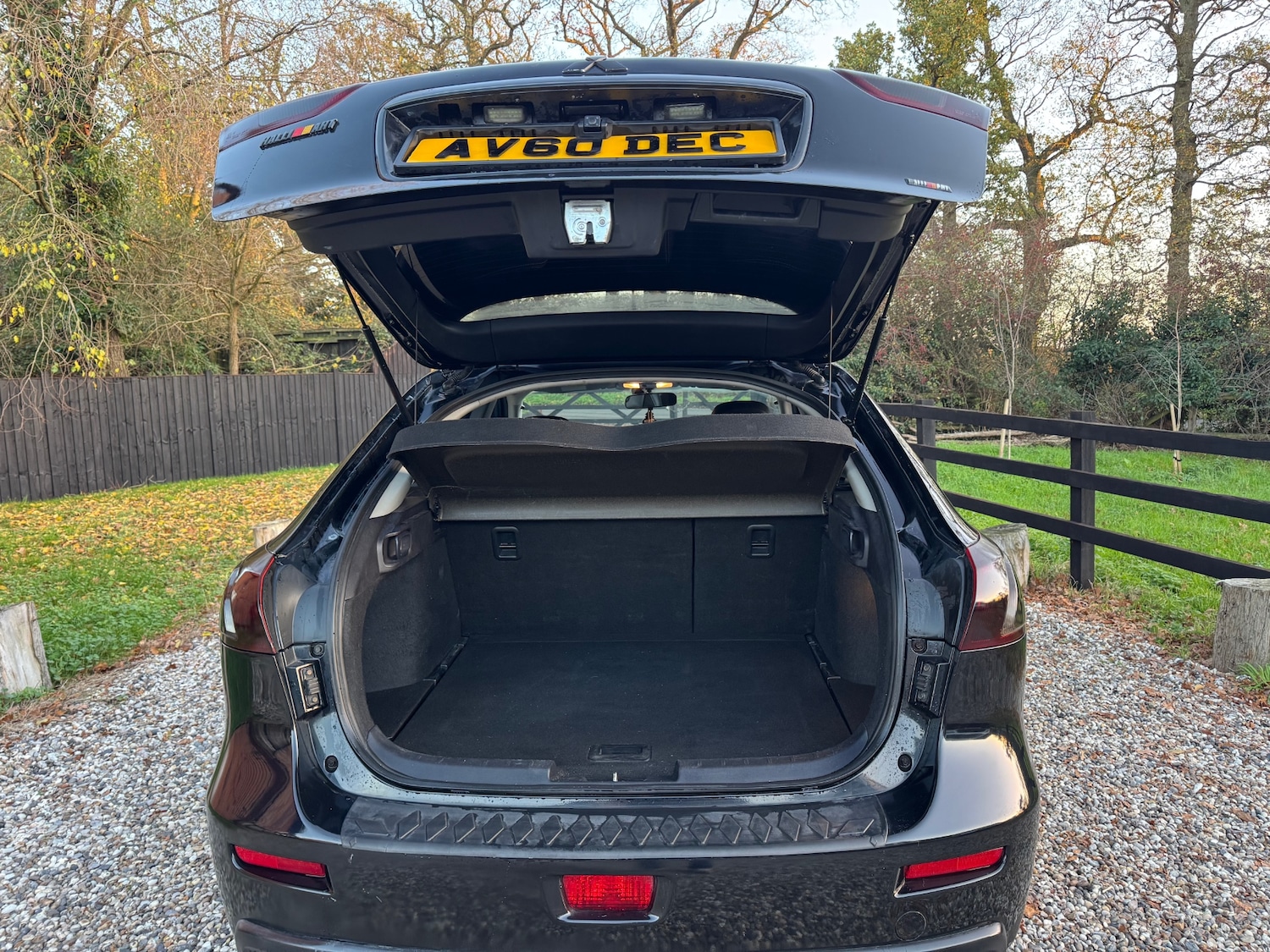 Used Mitsubishi Lancer 2010 for sale - 76638347: Photo 12