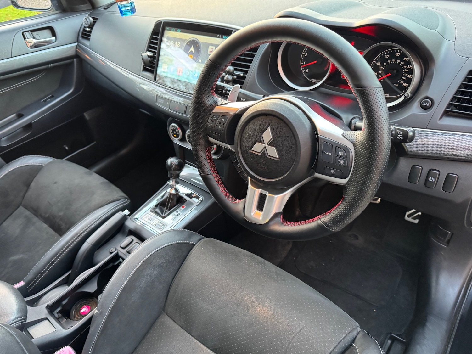 Used Mitsubishi Lancer 2010 for sale - 76638347: Photo 15