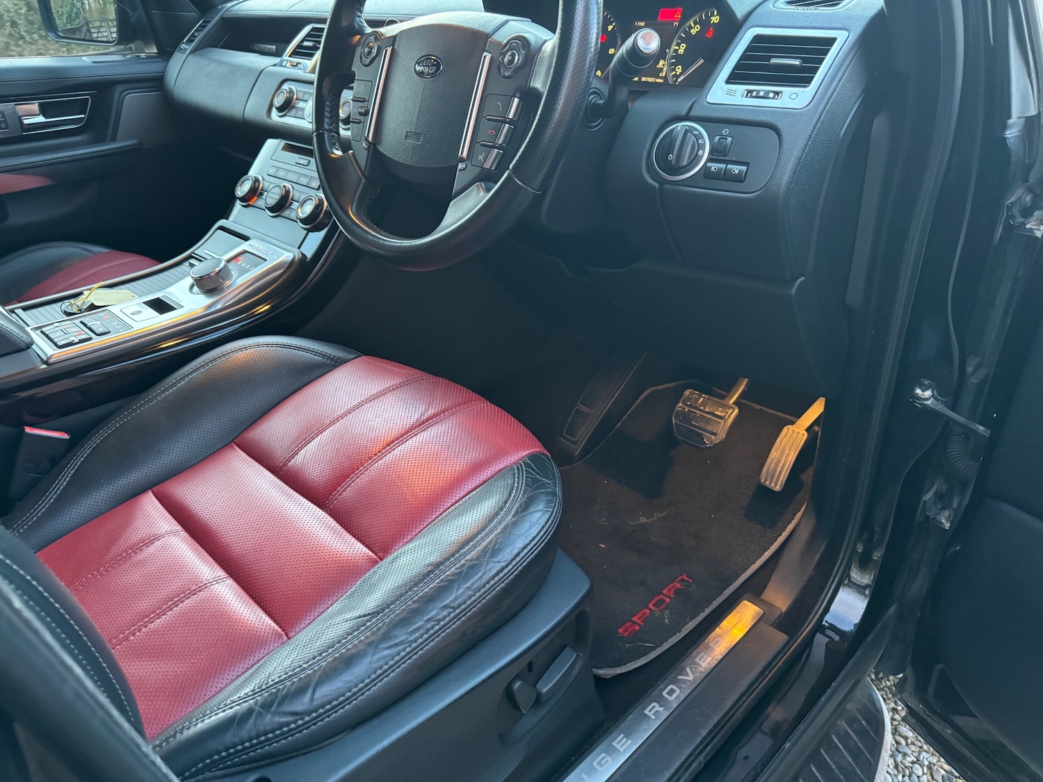 Used Land Rover Range Rover Sport 2012 for sale - 77873533: Photo 14