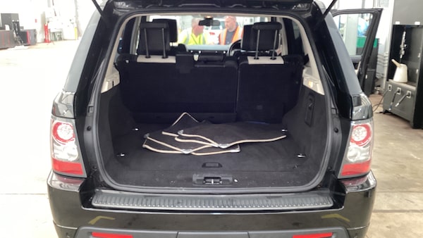 Used Land Rover Range Rover Sport 2010 for sale - 74754192: Photo 5