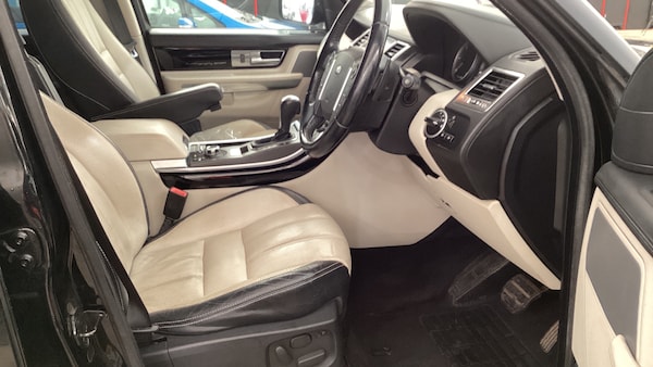 Used Land Rover Range Rover Sport 2010 for sale - 74754192: Photo 7