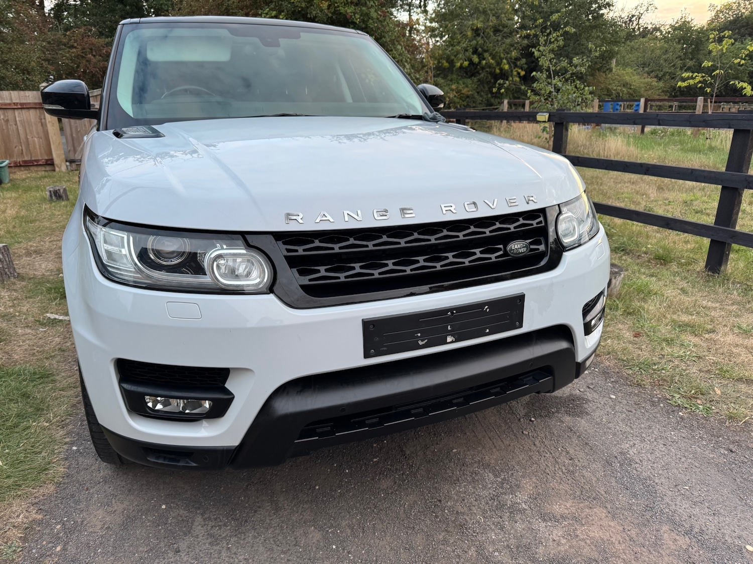 Used Land Rover Range Rover Sport 2016 for sale - 75608332: Photo 16