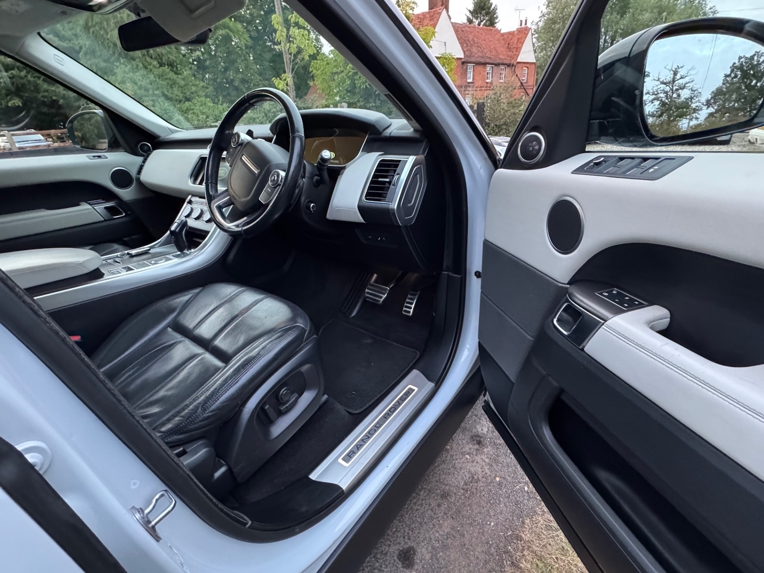 Used Land Rover Range Rover Sport 2016 for sale - 75608332: Photo 24