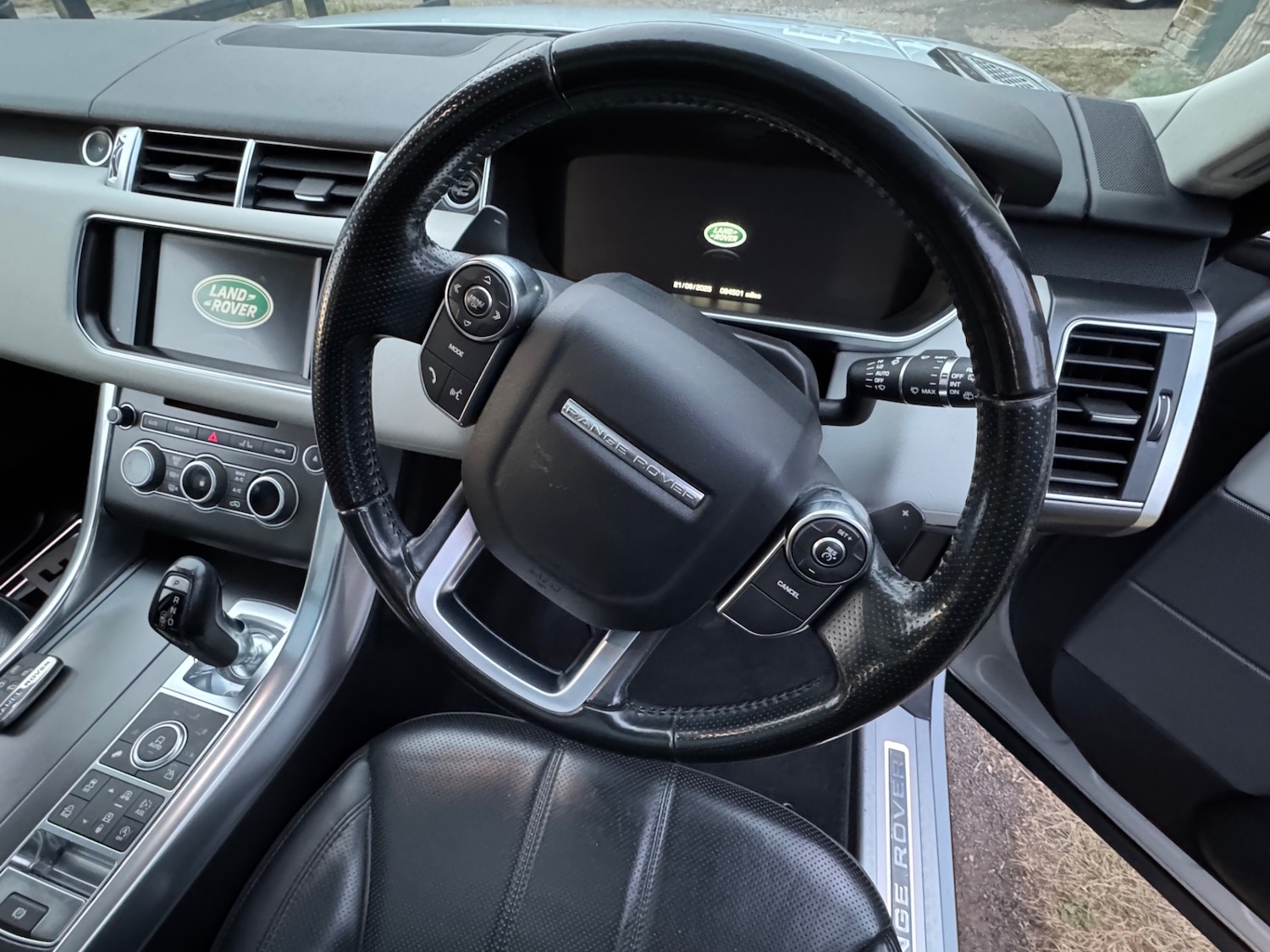 Used Land Rover Range Rover Sport 2016 for sale - 75608332: Photo 26