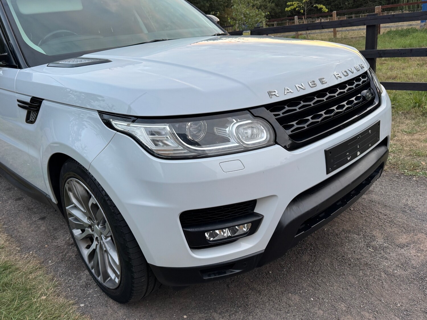 Used Land Rover Range Rover Sport 2016 for sale - 75608332: Photo 38