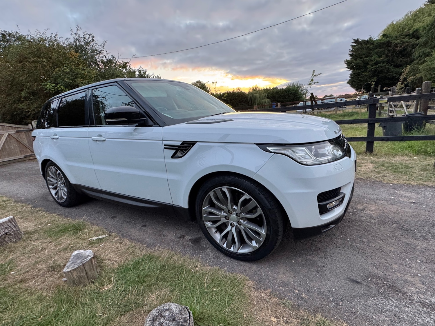 Used Land Rover Range Rover Sport 2016 for sale - 75608332: Photo 42