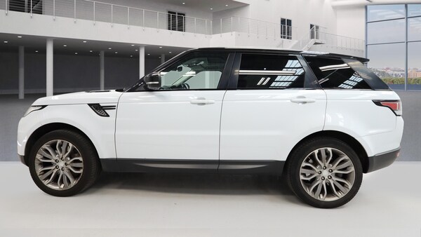 Used Land Rover Range Rover Sport 2016 for sale - 75608332: Photo 6