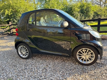 Used smart fortwo 2011 for sale - 78340090: Photo