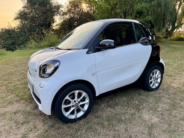 Used smart fortwo 2016 for sale - 75541947: Photo 2