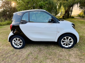 Used smart fortwo 2016 for sale - 75541947: Photo