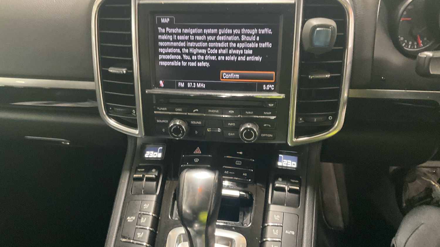 Used Porsche Cayenne 2011 for sale - 77149496: Photo 11