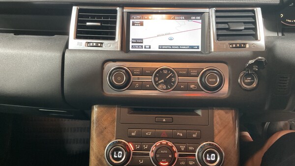 Used Land Rover Range Rover Sport 2013 for sale - 75608145: Photo 11
