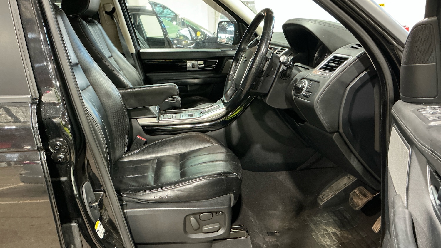 Used Land Rover Range Rover Sport 2013 for sale - 77149489: Photo 9