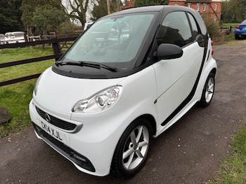 Used smart fortwo 2014 for sale - 77789121: Photo