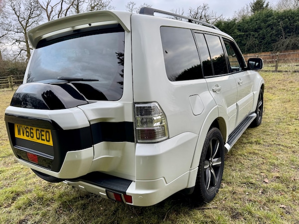 Used Mitsubishi Shogun 2016 for sale - 73679885: Photo 14