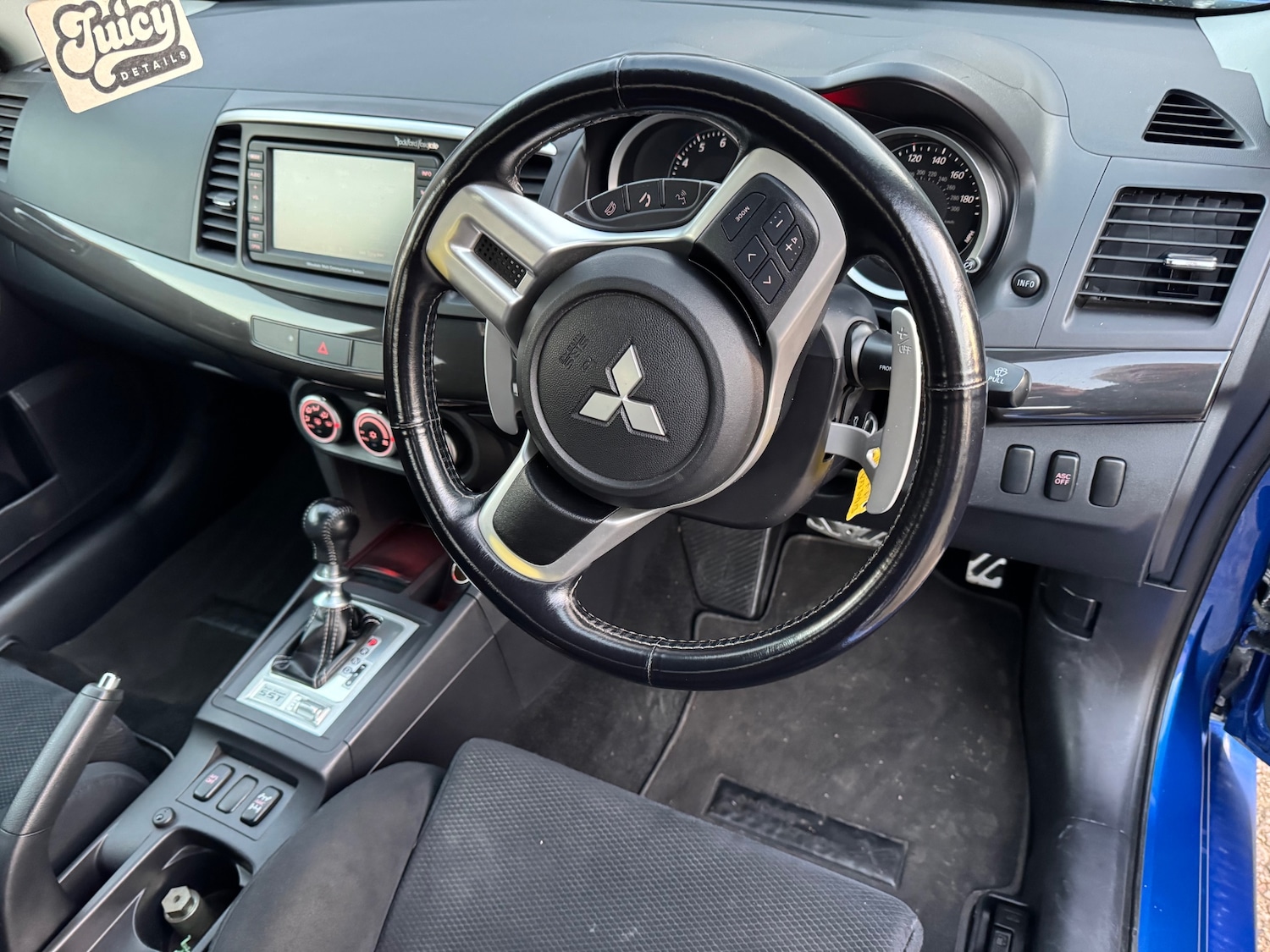 Used Mitsubishi Lancer 2010 for sale - 76670720: Photo 6