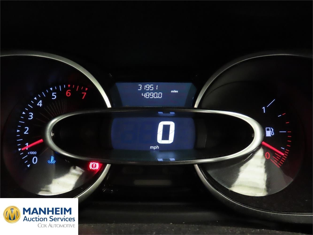 Used Renault Clio 2016 for sale - 76309851: Photo 3