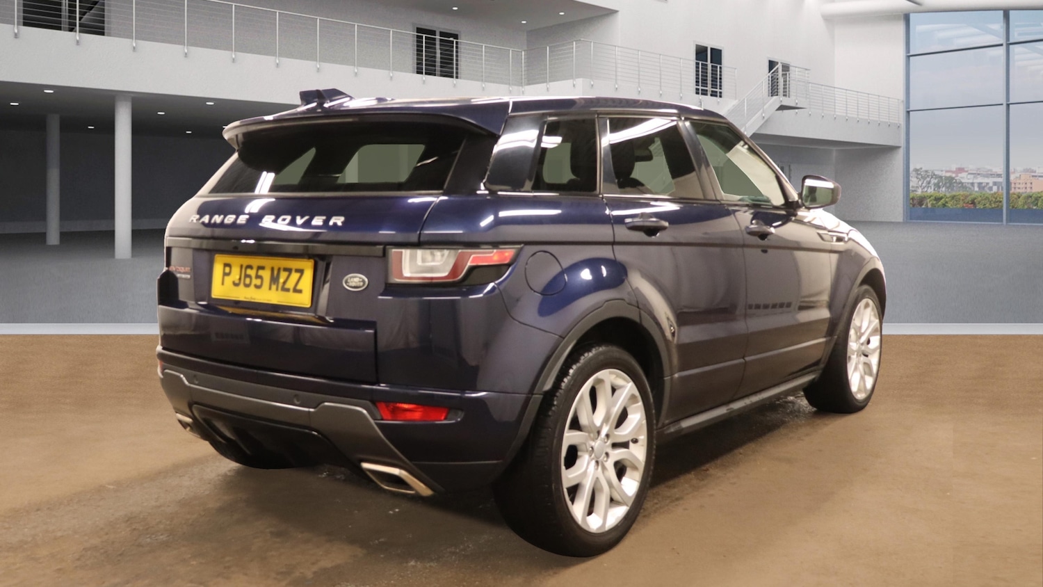 Used Land Rover Range Rover Evoque 2015 for sale - 77149494: Photo 4
