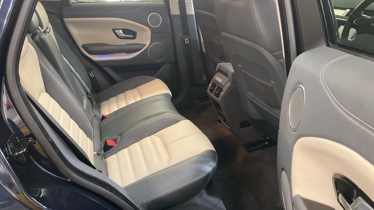 Used Land Rover Range Rover Evoque 2015 for sale - 77149494: Photo 8