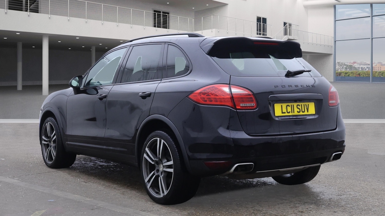 Used Porsche Cayenne 2012 for sale - 77149491: Photo 3