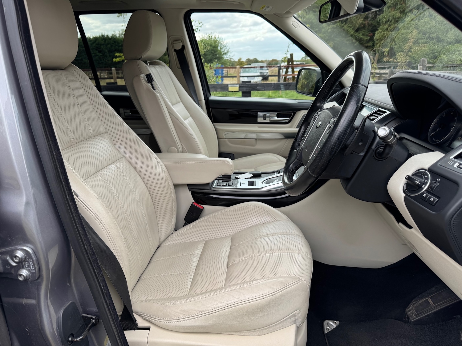 Used Land Rover Range Rover Sport 2013 for sale - 75638462: Photo 10