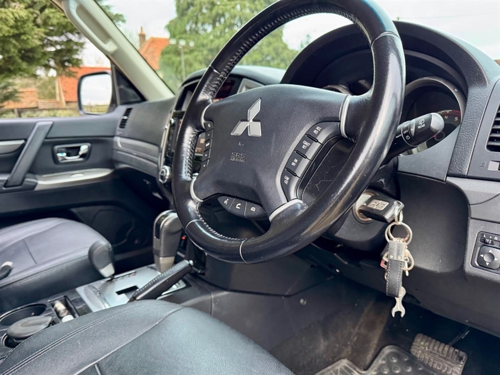 Used Mitsubishi Shogun 2016 for sale - 77873391: Photo 10