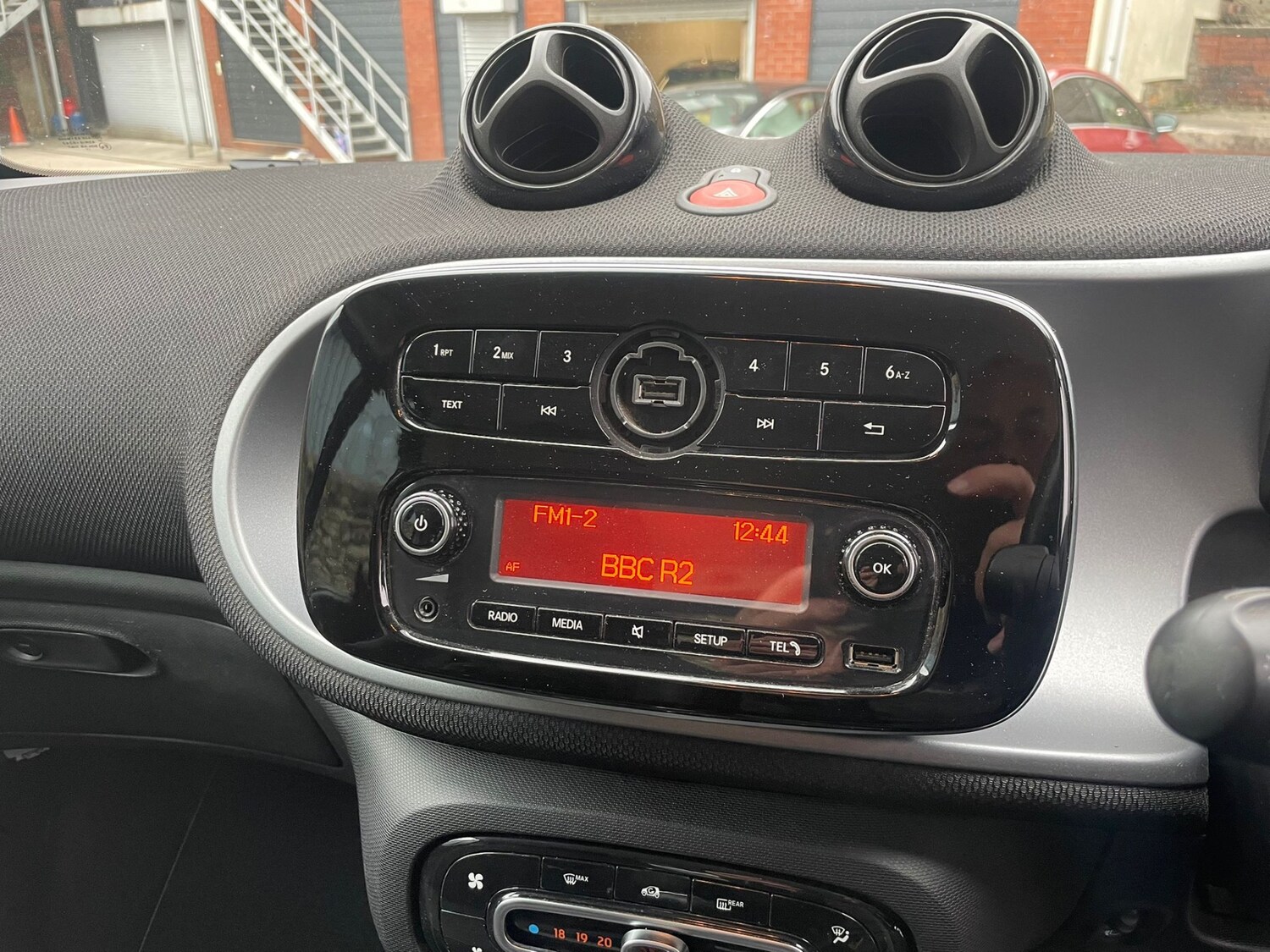 Used smart fortwo 2018 for sale - 77873669: Photo 7