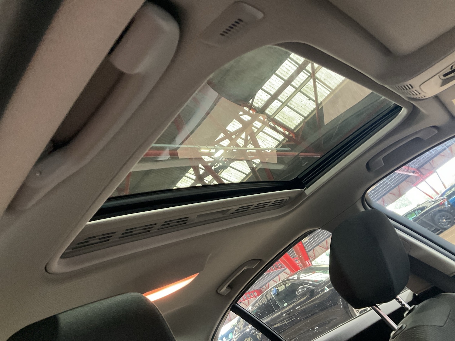 Used BMW 3 Series 2012 for sale - 76099637: Photo 9