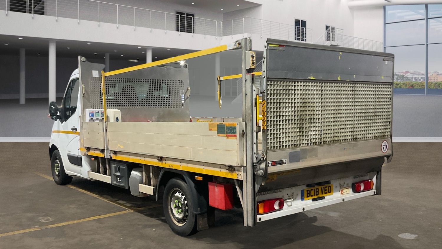 Used Vauxhall Movano 2018 for sale - 77272356: Photo 3