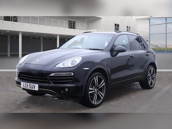 Used Porsche Cayenne 2011 for sale - 79140518: Photo