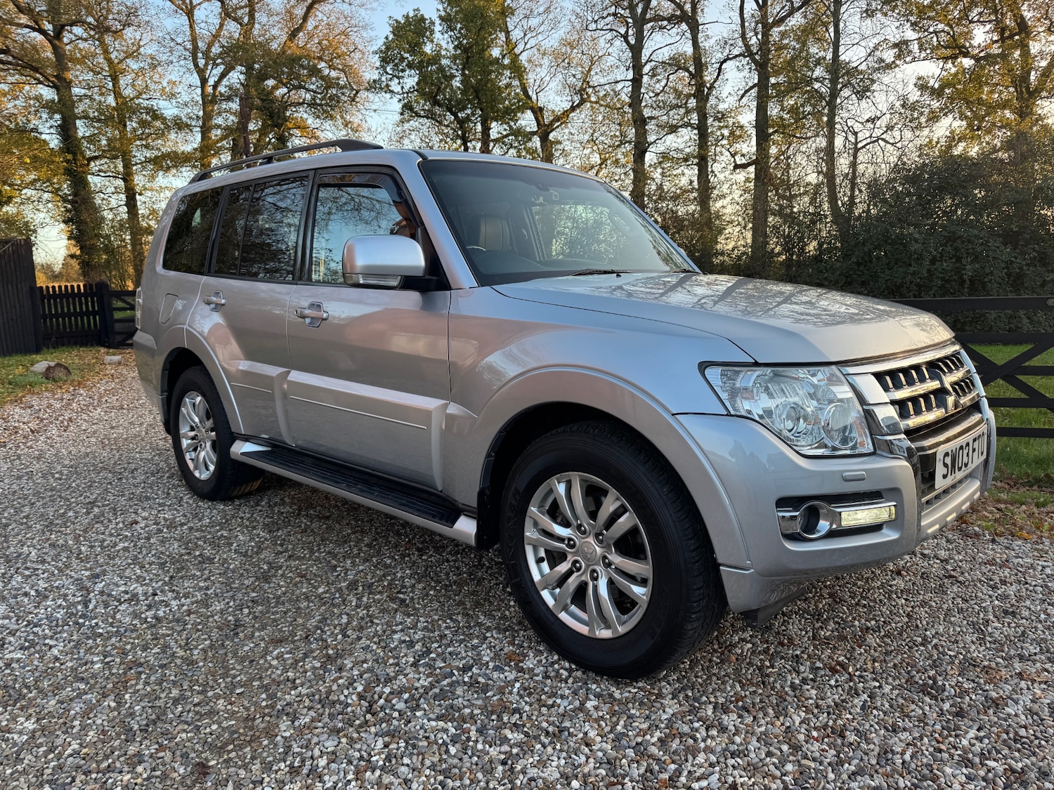 Used Mitsubishi Shogun 2015 for sale - 76588669: Photo 1