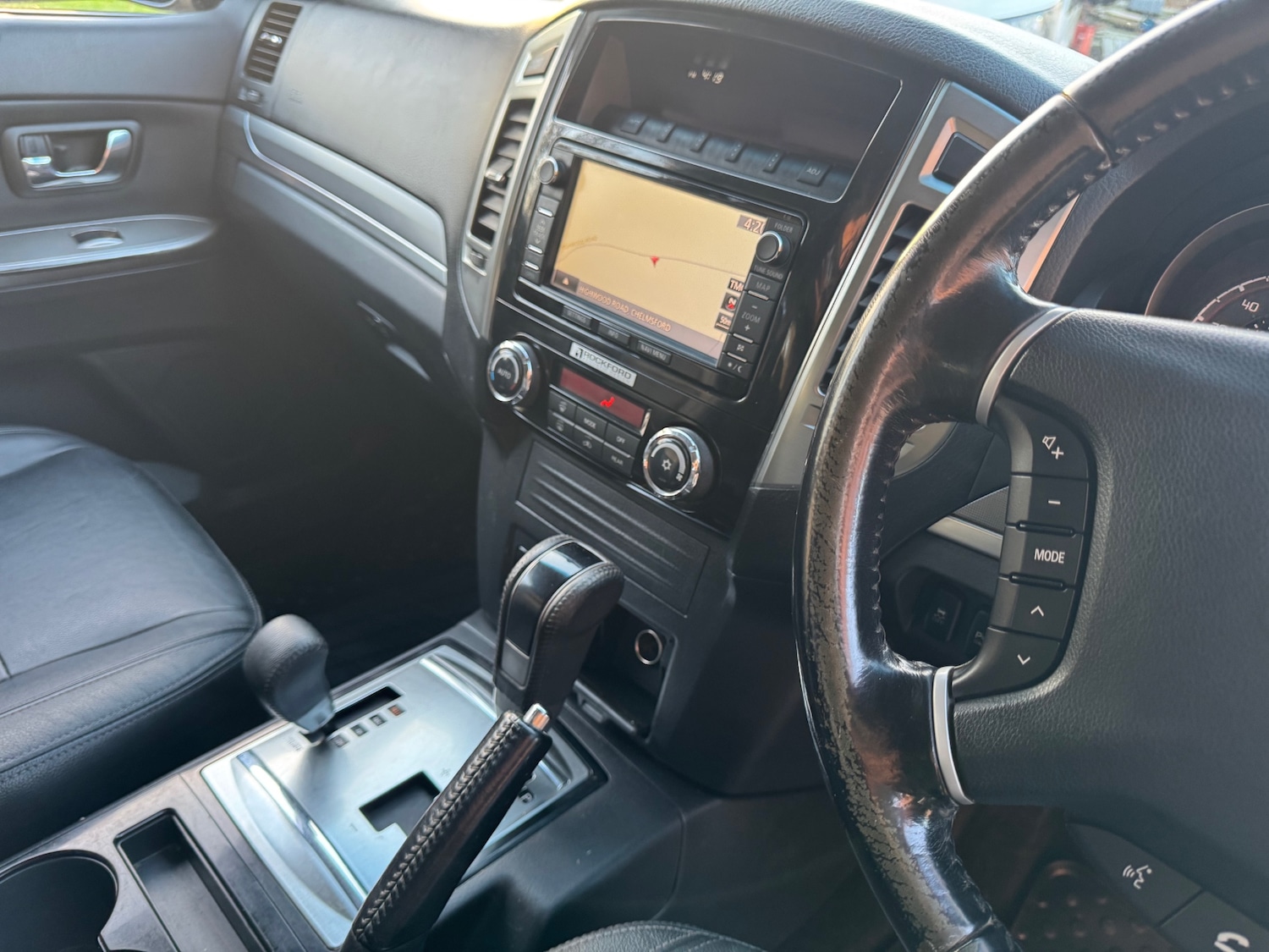 Used Mitsubishi Shogun 2015 for sale - 76588669: Photo 13