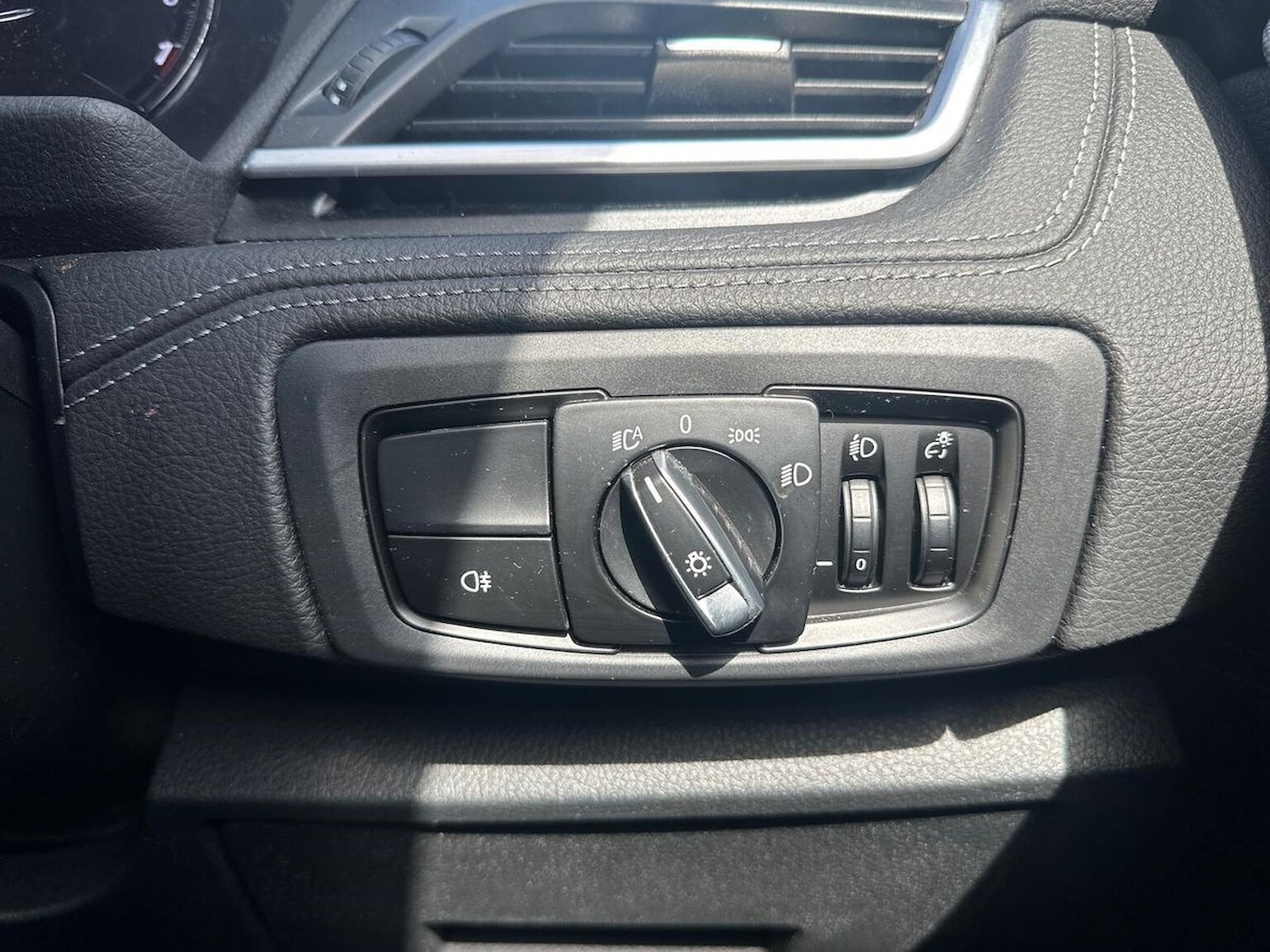 Vehicle 28
