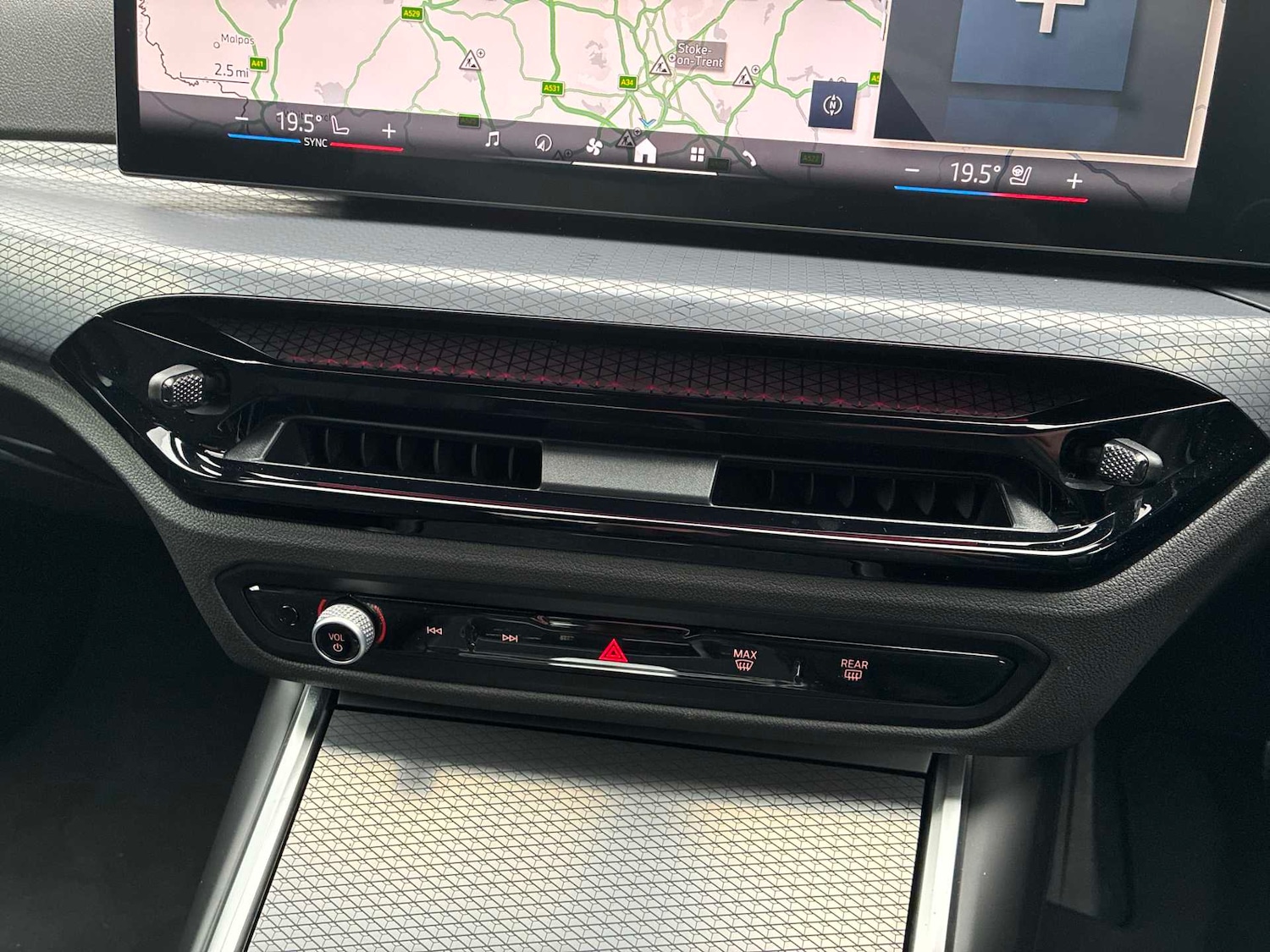 Used BMW 3 Series 2026 for sale - 77709101: Photo 12