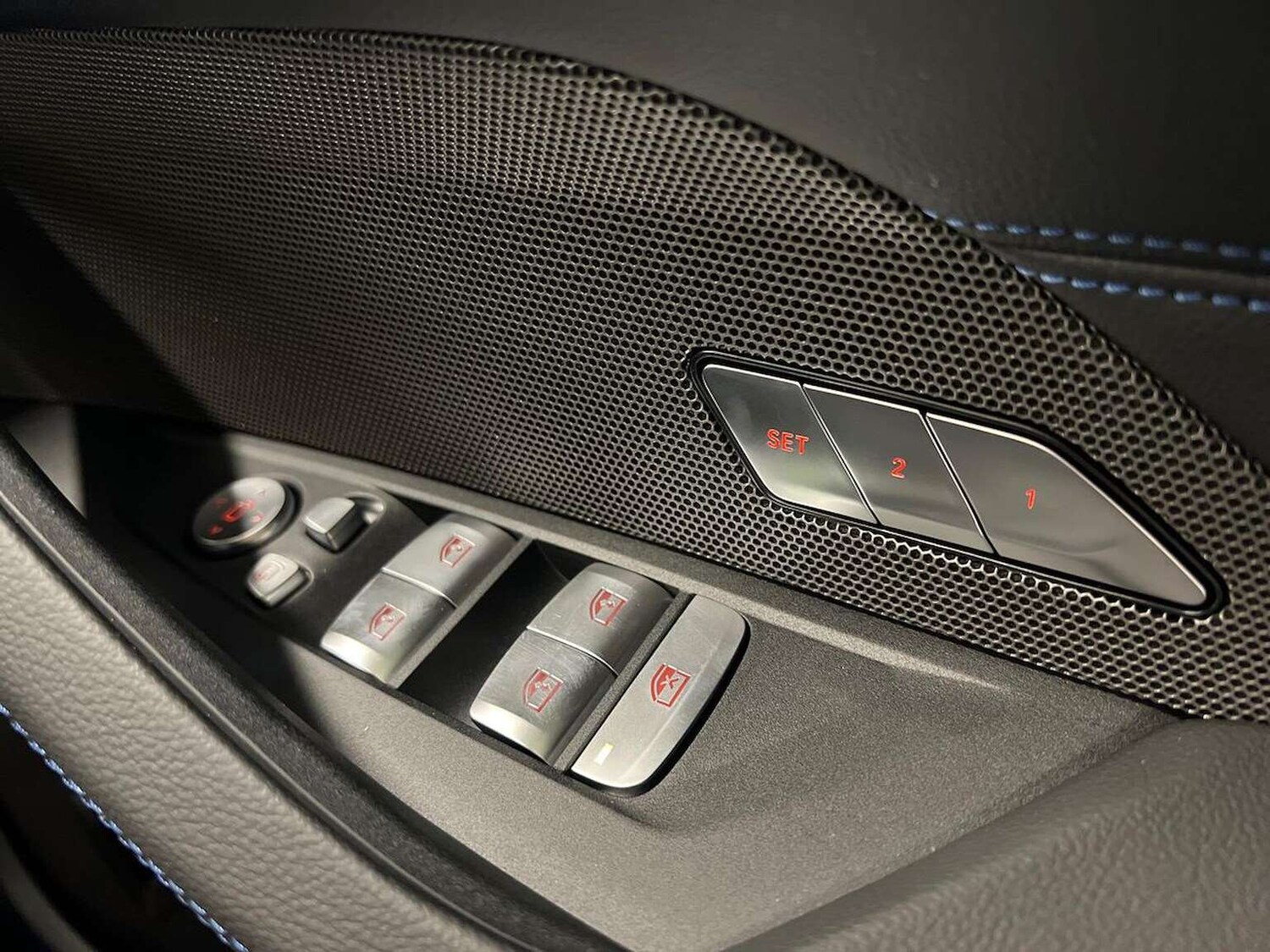 Used BMW i4 2025 for sale - 77489011: Photo 31