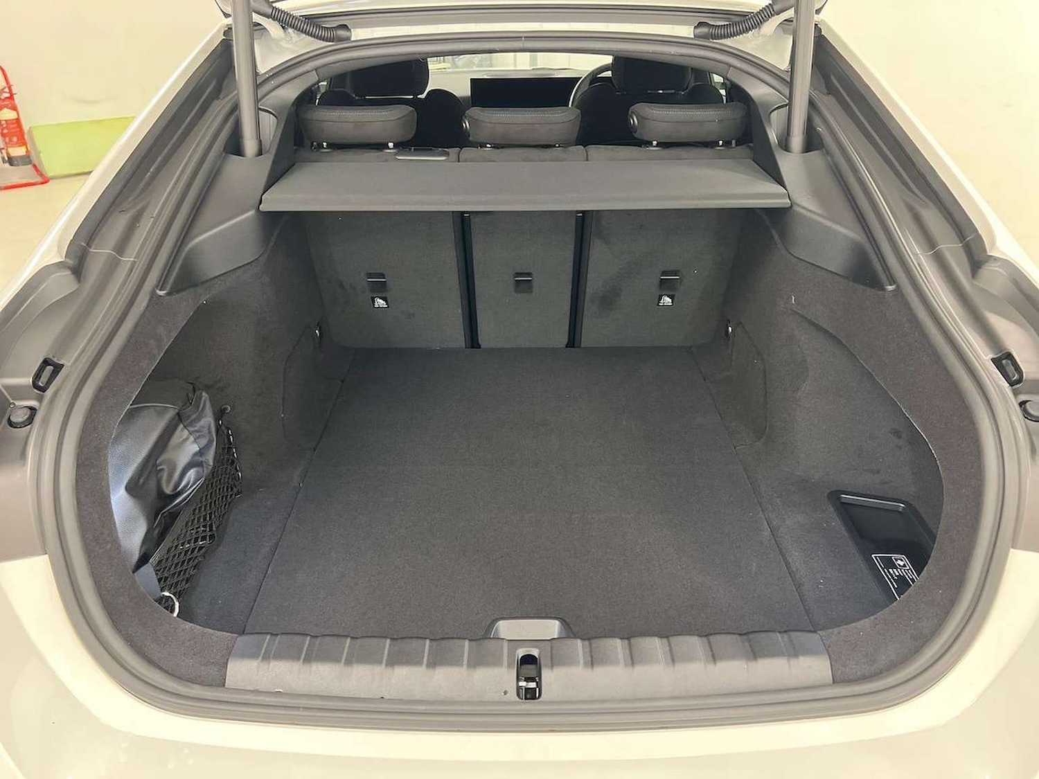 Used BMW i4 2025 for sale - 76596158: Photo 17