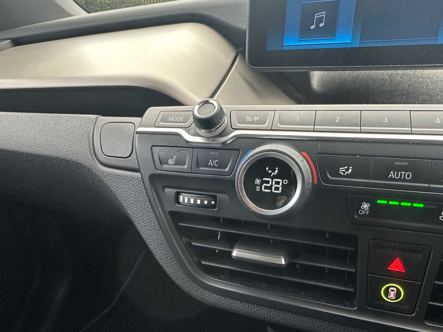 Used BMW i3 2020 for sale - 77981837: Photo 26