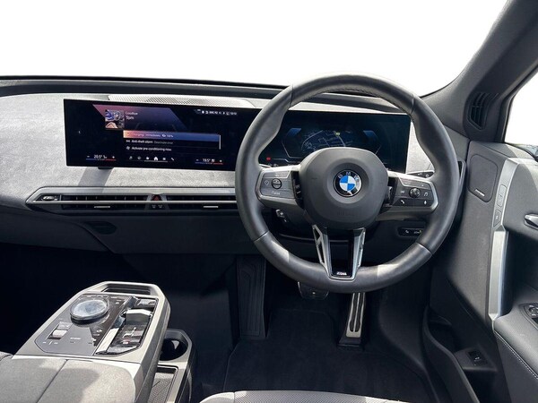 Used BMW iX 2025 for sale - 76253707: Photo 10