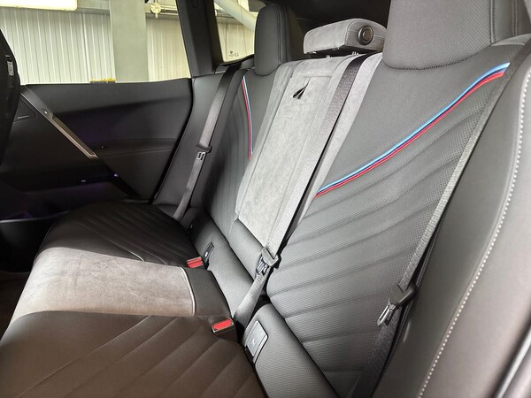Used BMW iX 2025 for sale - 76253707: Photo 17
