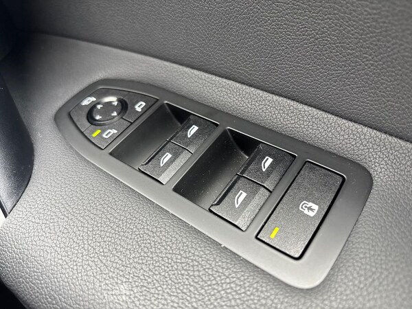 Used BMW iX 2025 for sale - 76253707: Photo 32