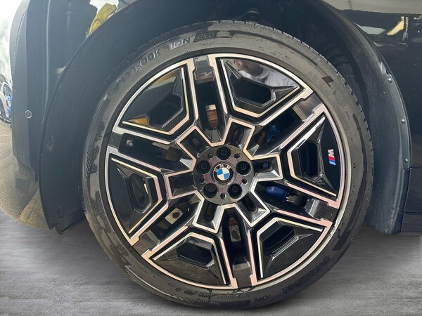 Used BMW iX 2025 for sale - 76253707: Photo 7