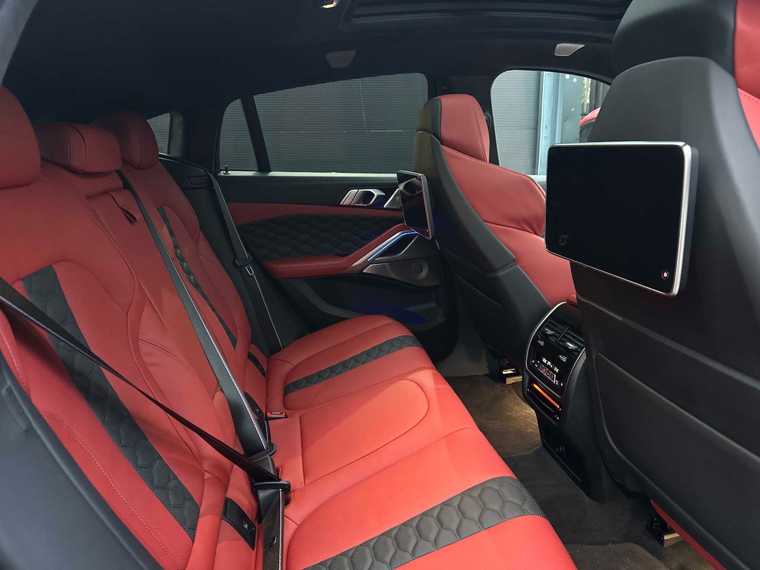 Used BMW x6 M 2022 for sale - 77056927: Photo 16