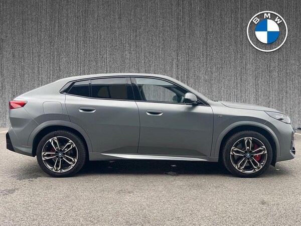 Used BMW iX2 2025 for sale - 76128947: Photo 4