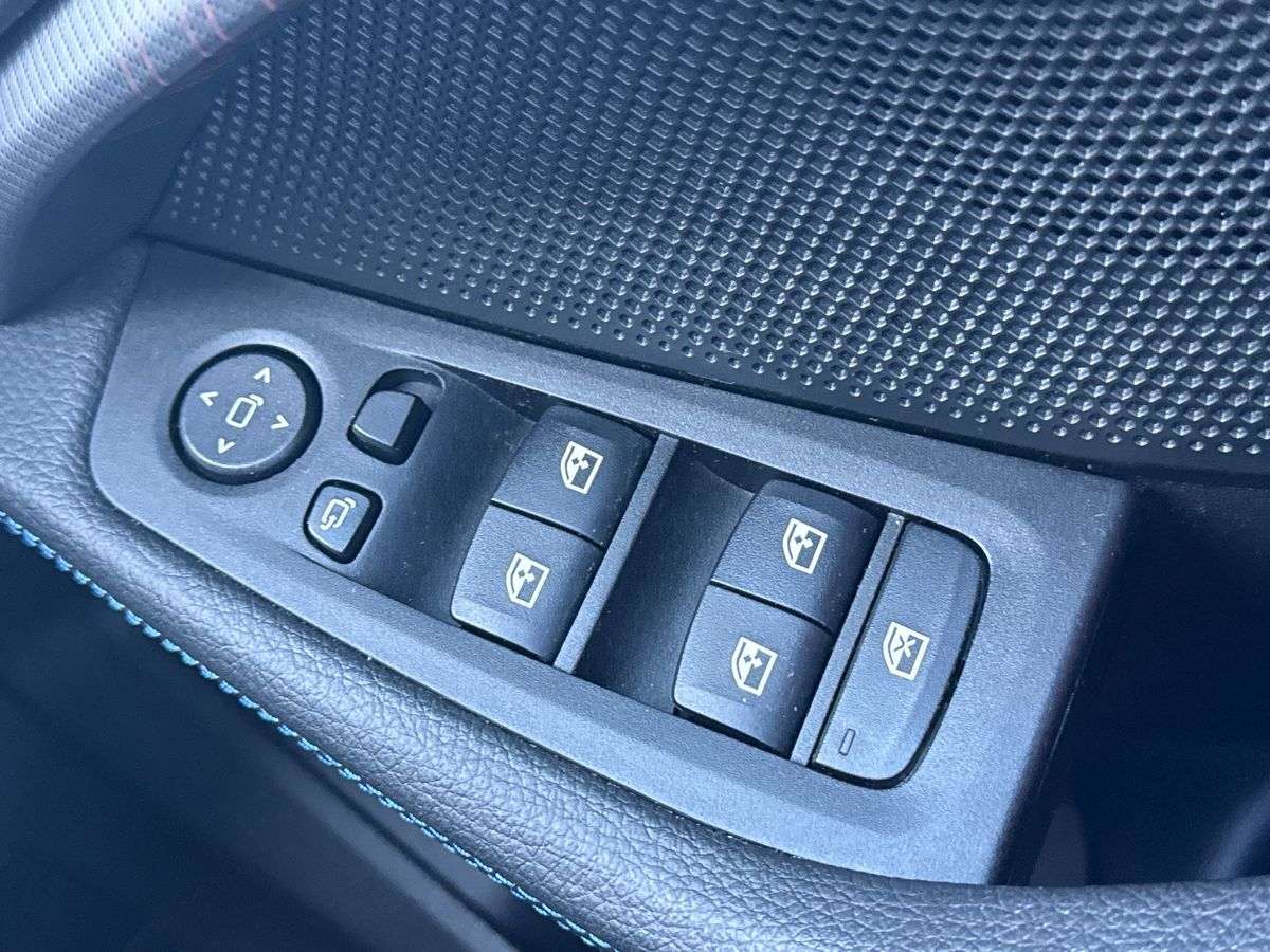 Used BMW 1 Series 2023 for sale - 78196012: Photo 31