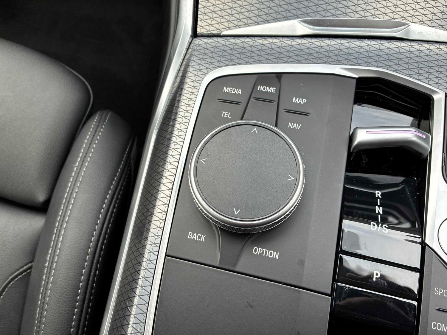 Used BMW 3 Series 2024 for sale - 77635481: Photo 23