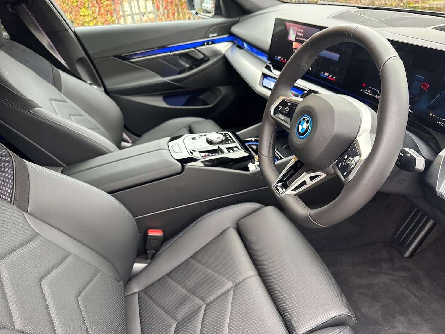 Used BMW 5 Series 2025 for sale - 76596185: Photo 21